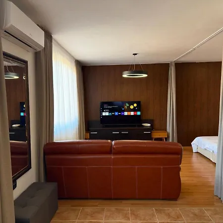 Urban Breeze Appartement